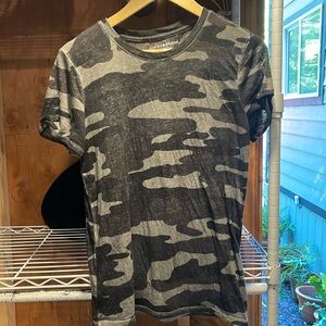 Lucky Brand Burnout Camo Tee S